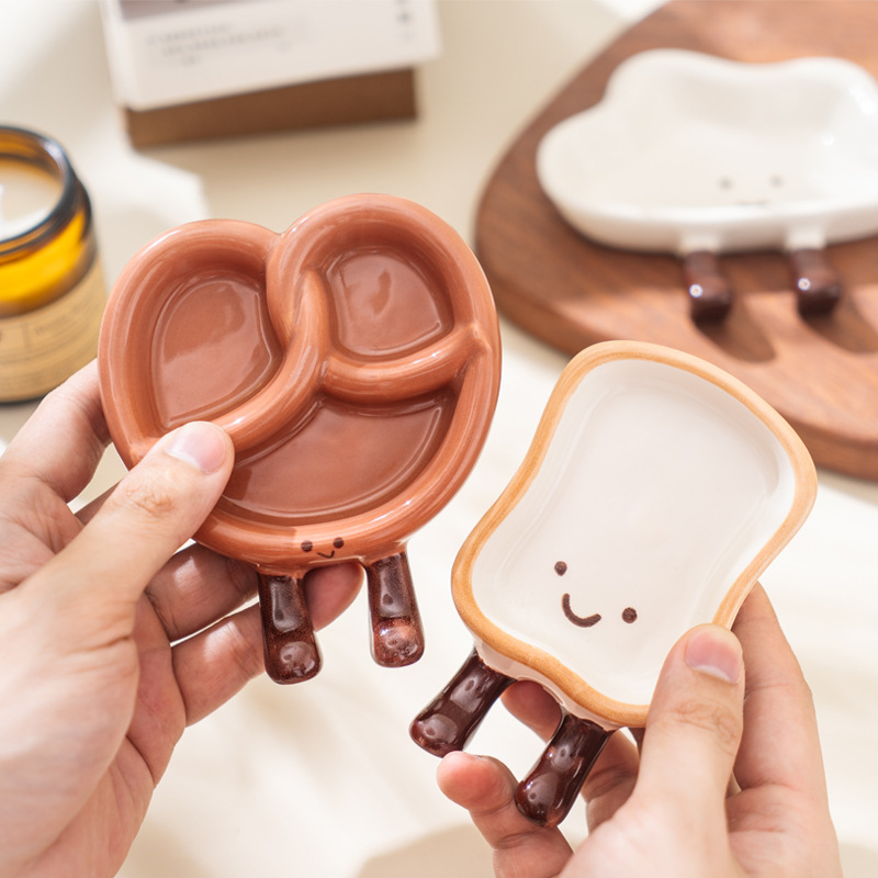 1PC Cute Mini Cartoon Bread Ce – обзор и цена Kitchen Baking Dishes